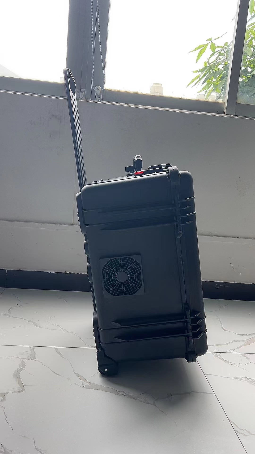 涡阳手拉箱型移动通信干扰器